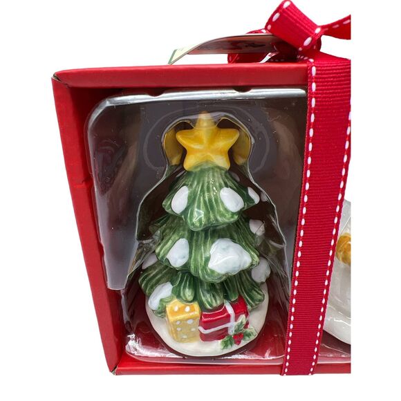 Blue Sky Clayworks Christmas Salt and Pepper Shakers - Picture 2 of 3